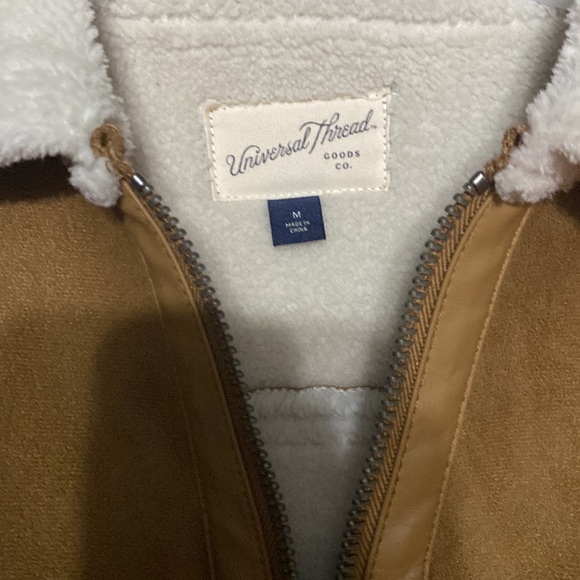 coat - Picture 2 of 3